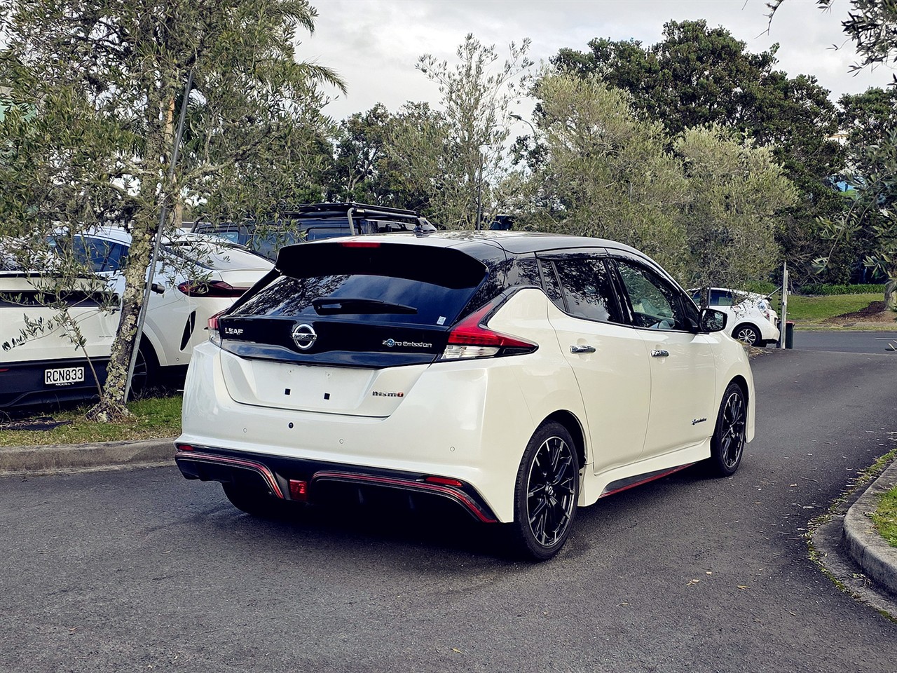 2021 Nissan LEAF