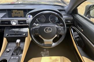 2015 Lexus RC300h - Thumbnail