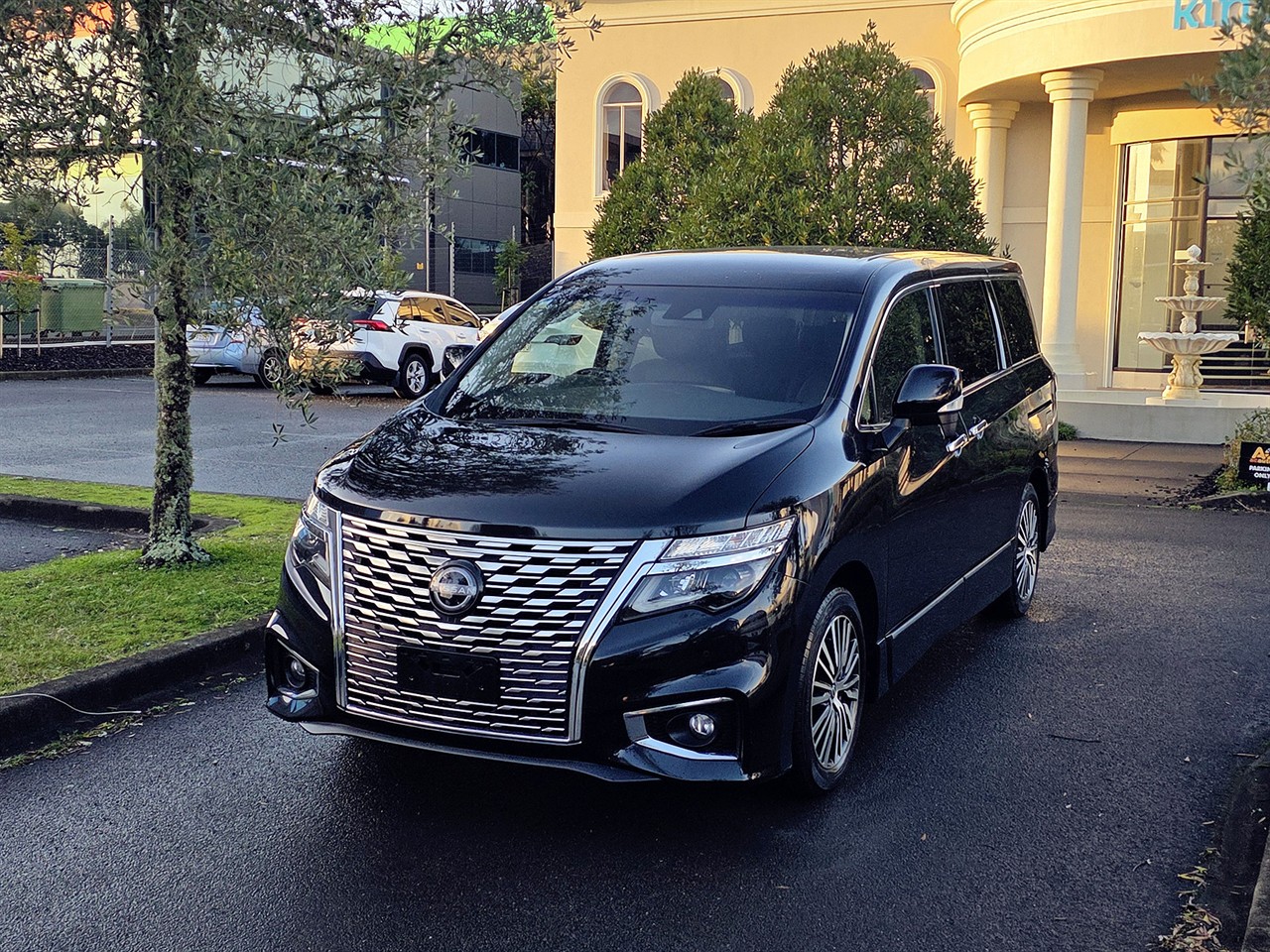 2023 Nissan Elgrand