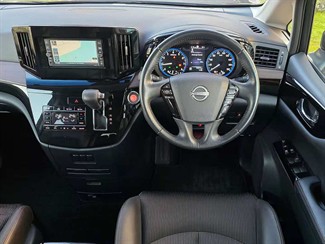 2023 Nissan Elgrand - Thumbnail
