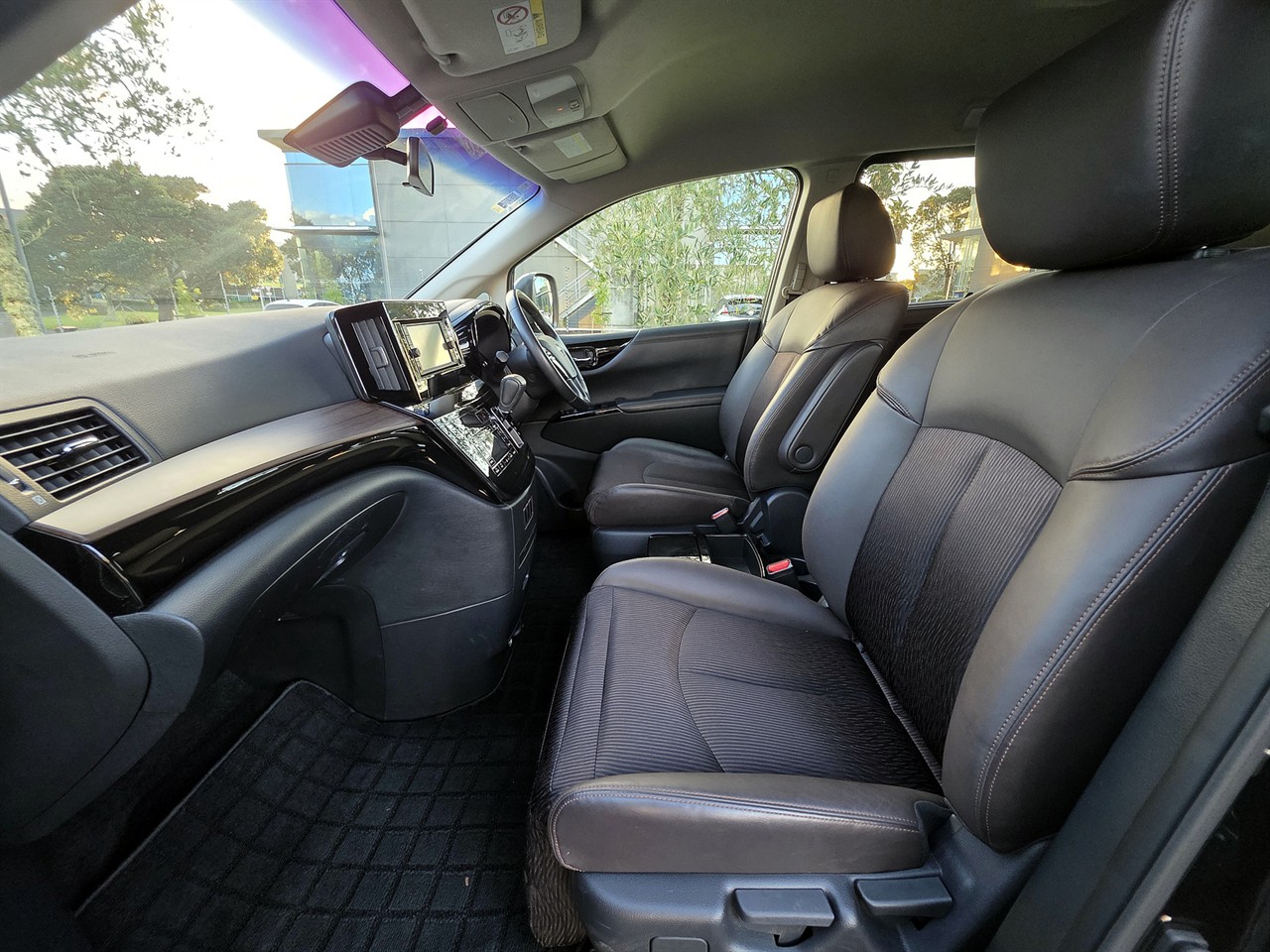 2023 Nissan Elgrand