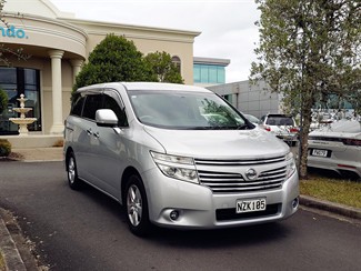 2013 Nissan Elgrand - Thumbnail