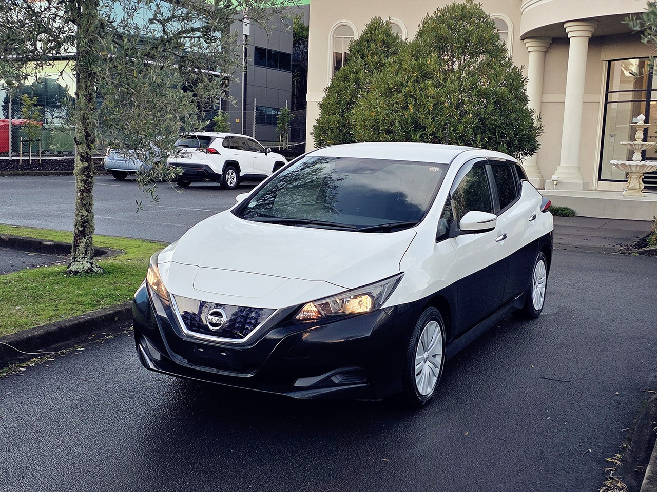 2018 Nissan LEAF