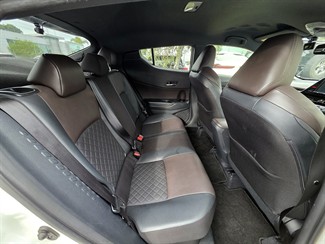 2017 Toyota C-Hr - Thumbnail