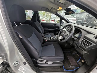 2021 Nissan LEAF - Thumbnail