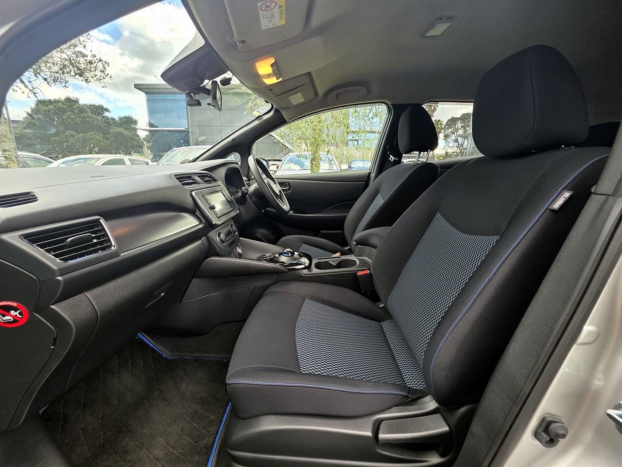 2021 Nissan LEAF