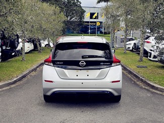 2021 Nissan LEAF - Thumbnail