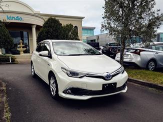 2016 Toyota Corolla - Thumbnail