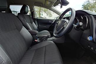 2016 Toyota Corolla - Thumbnail