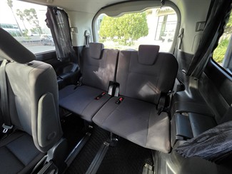 2014 Toyota NOAH - Thumbnail