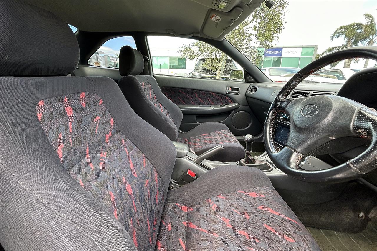 2000 Toyota Trueno
