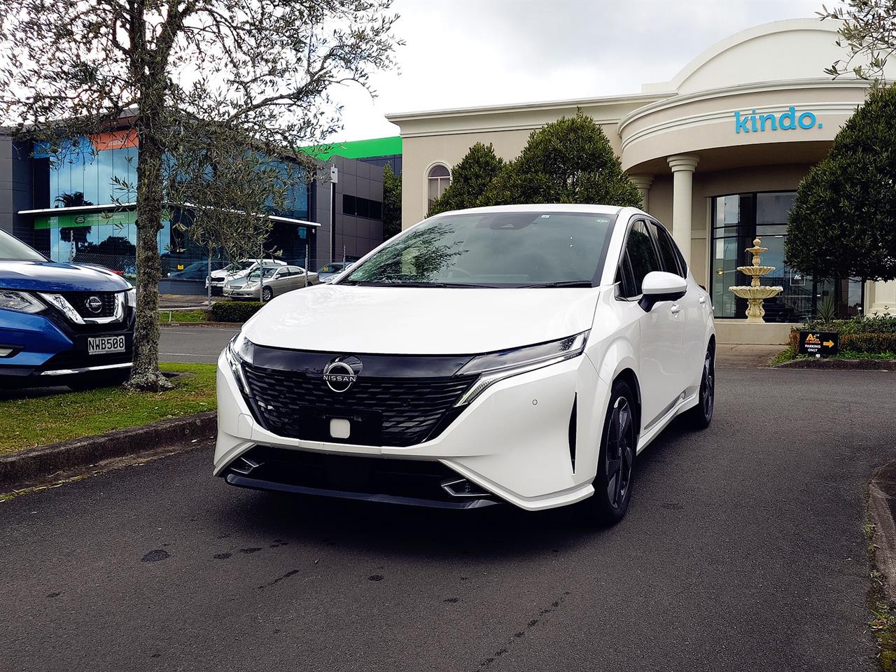 2023 Nissan NOTE