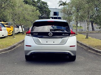 2020 Nissan LEAF - Thumbnail