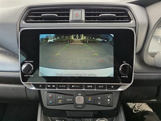 2020 Nissan LEAF - Thumbnail