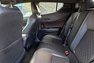 2016 Toyota C-Hr - Thumbnail