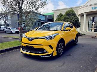 2016 Toyota C-Hr - Thumbnail