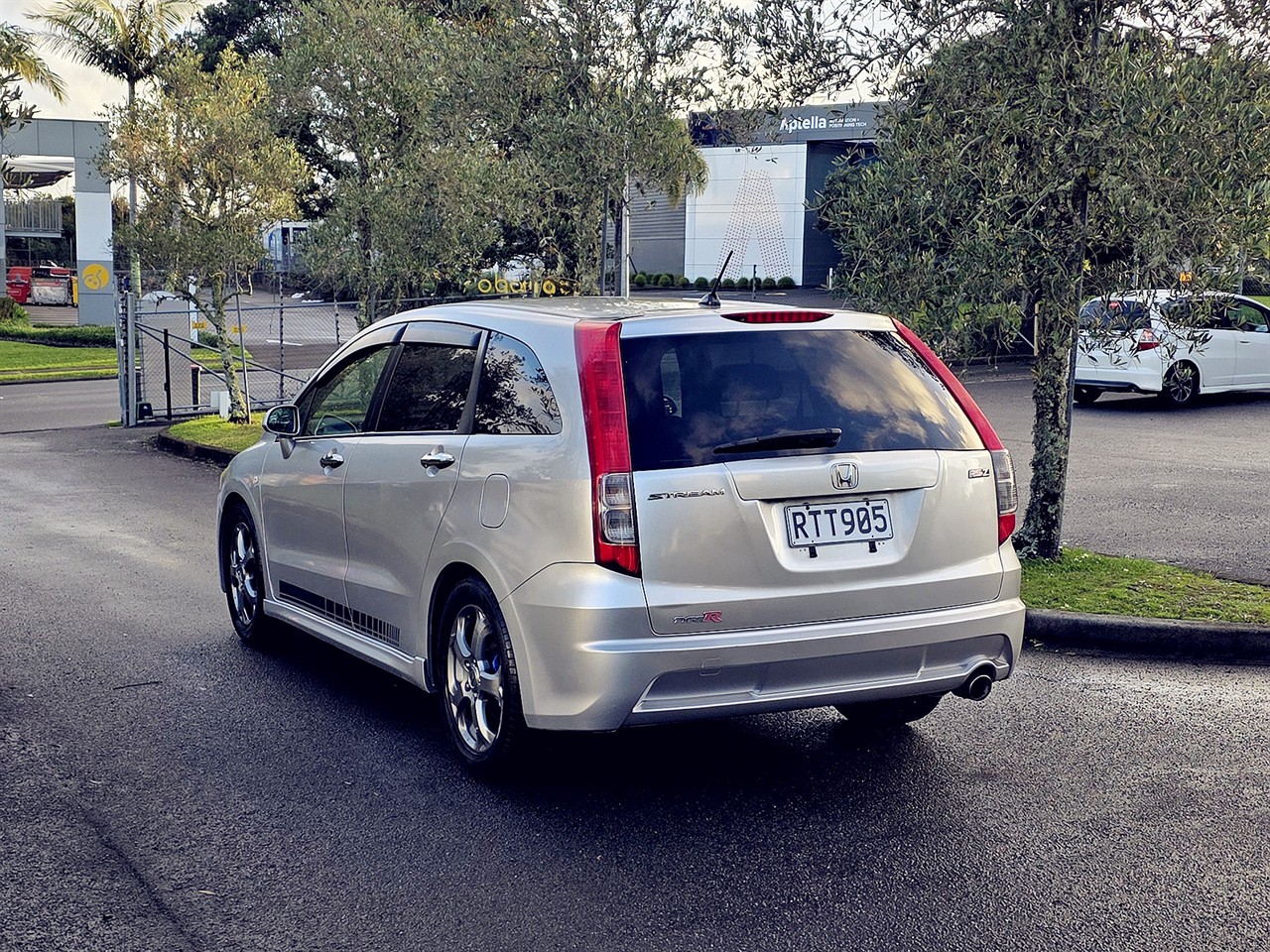 2008 Honda STREAM