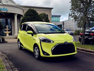 2020 Toyota SIENTA - Thumbnail