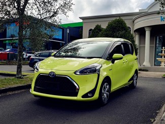 2020 Toyota SIENTA - Thumbnail
