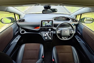 2020 Toyota SIENTA - Thumbnail