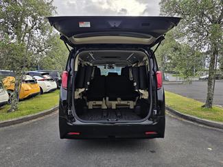 2019 Toyota Alphard - Thumbnail