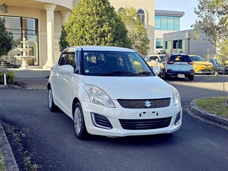2015 Suzuki Swift - Thumbnail