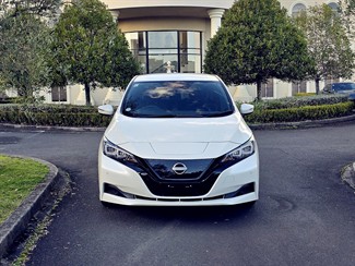2022 Nissan LEAF - Thumbnail