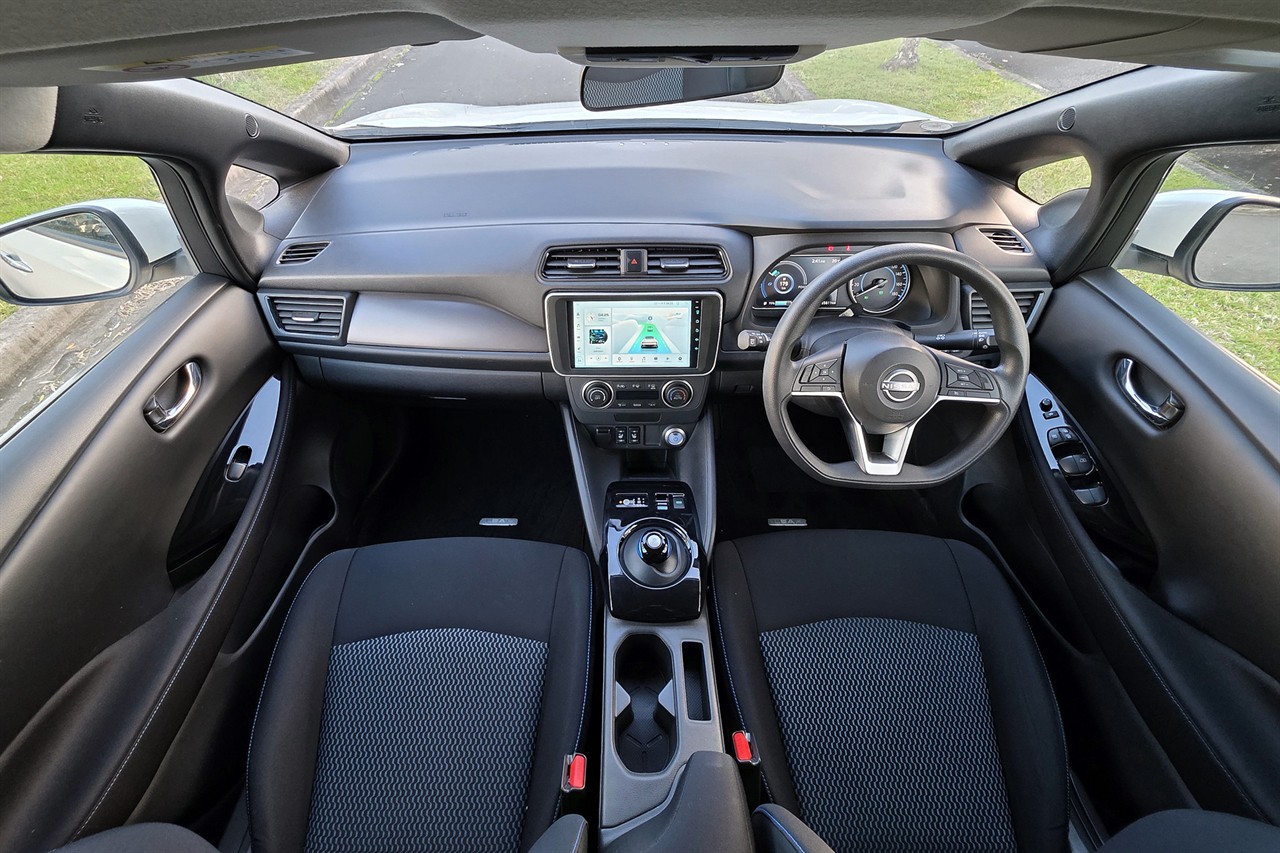 2022 Nissan LEAF