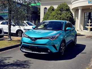 2016 Toyota C-Hr - Thumbnail