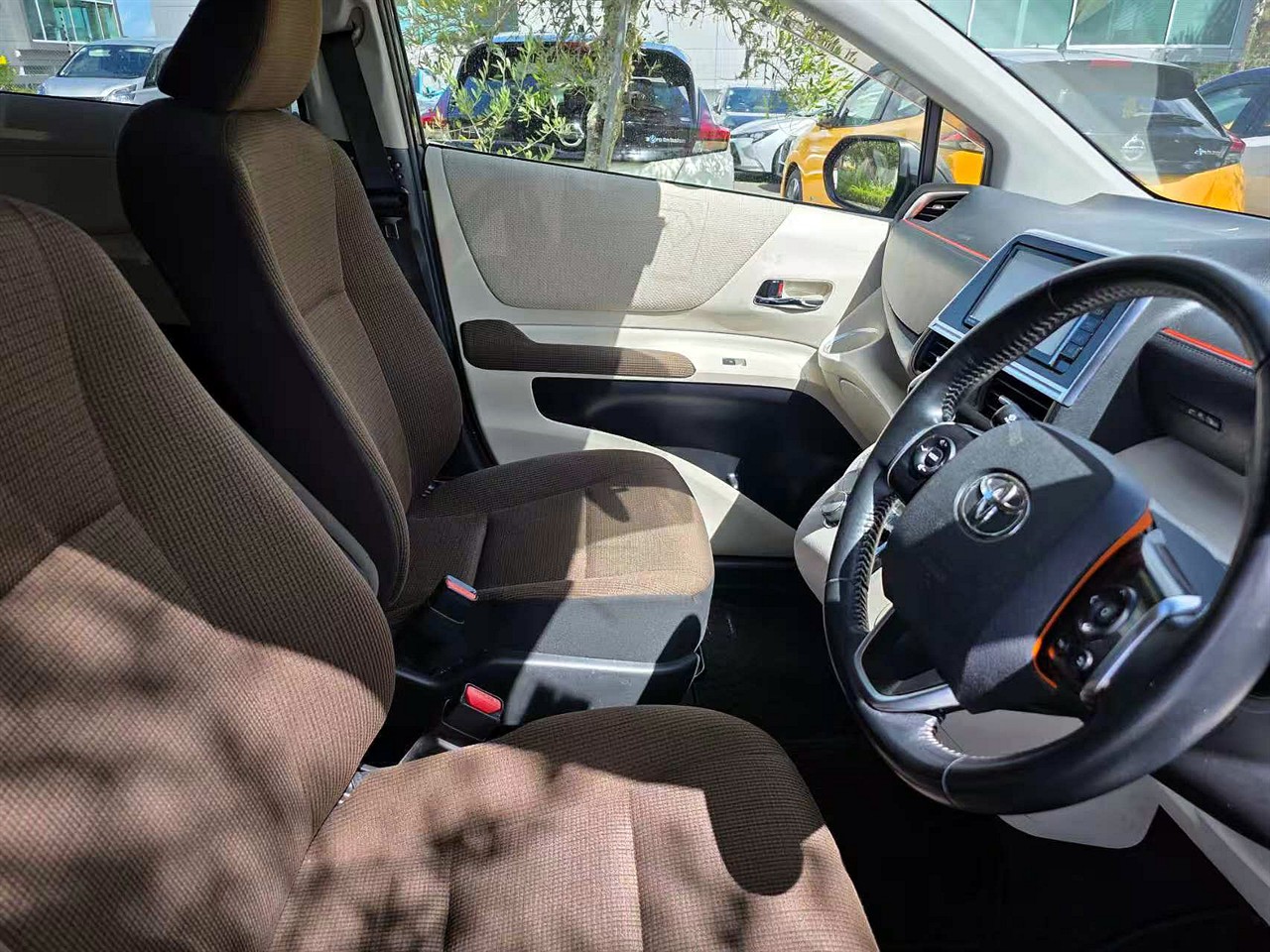 2017 Toyota SIENTA