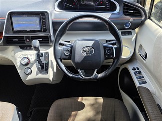 2017 Toyota SIENTA - Thumbnail