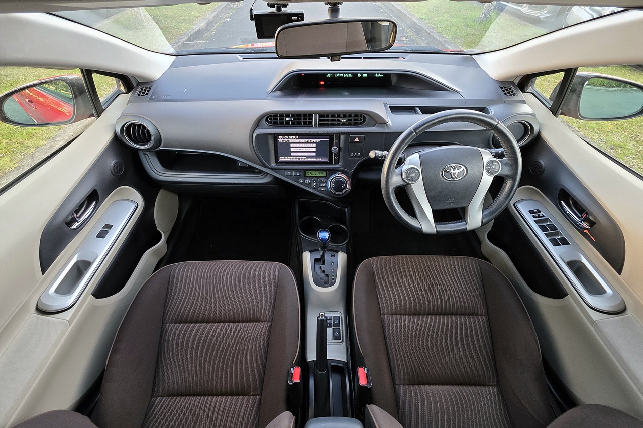 2013 Toyota AQUA