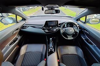 2017 Toyota C-Hr - Thumbnail
