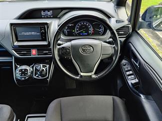2015 Toyota ESQUIRE - Thumbnail