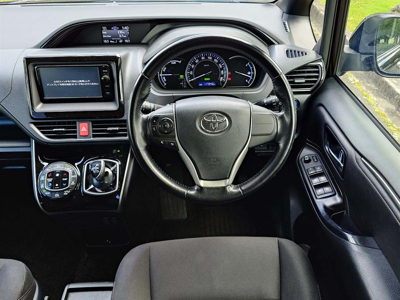 2015 Toyota ESQUIRE