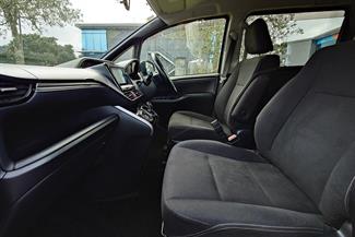 2015 Toyota ESQUIRE - Thumbnail