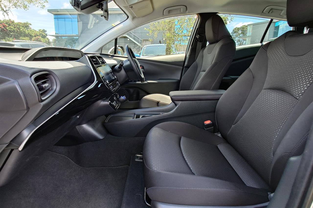 2021 Toyota PRIUS