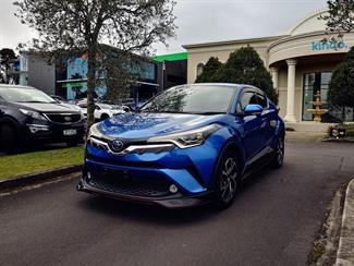 2017 Toyota C-Hr - Thumbnail