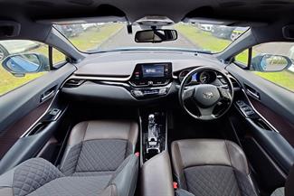 2017 Toyota C-Hr - Thumbnail