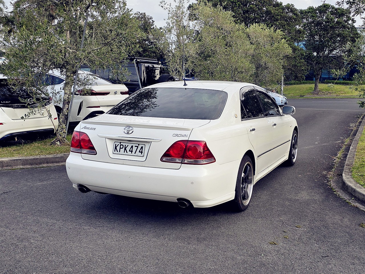 2004 Toyota CROWN