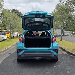 2017 Toyota C-Hr - Thumbnail