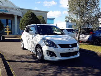 2014 Suzuki Swift - Thumbnail