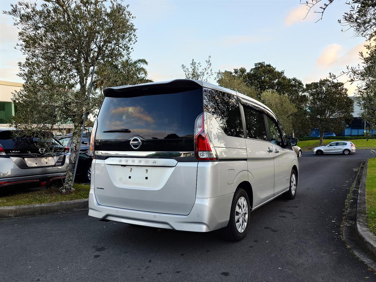 2020 Nissan SERENA