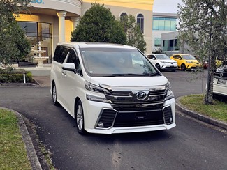 2015 Toyota Vellfire