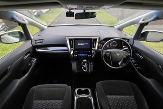 2015 Toyota Vellfire - Thumbnail