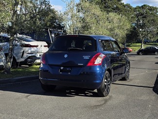 2014 Suzuki Swift - Thumbnail