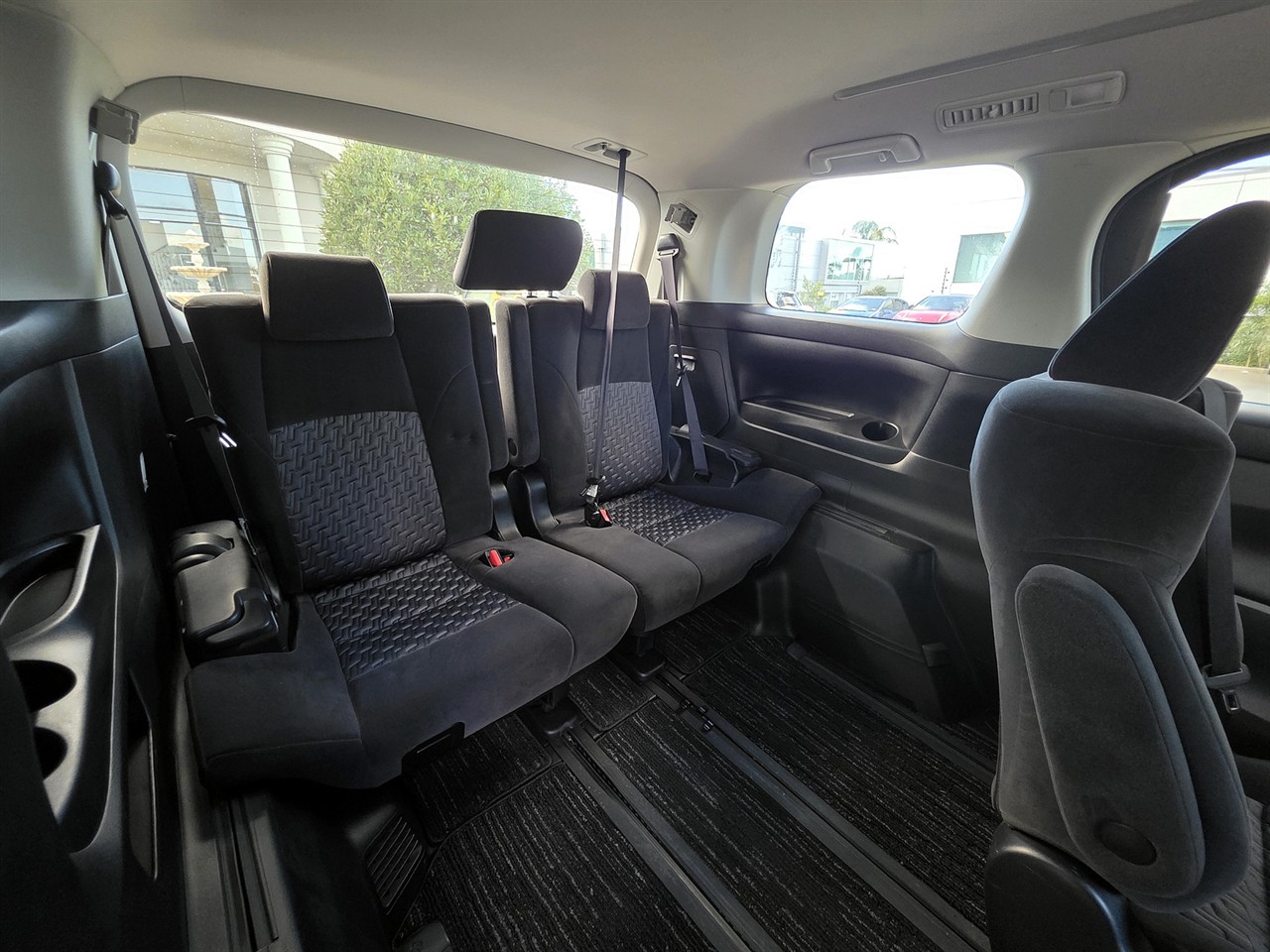 2017 Toyota Vellfire