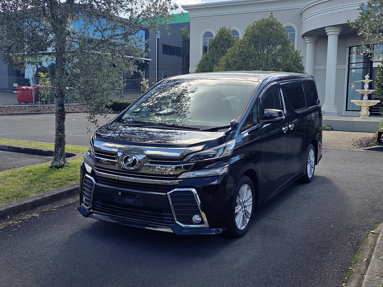 2017 Toyota Vellfire