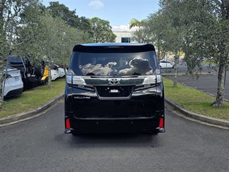 2017 Toyota Vellfire - Thumbnail