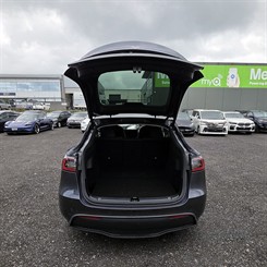 2022 Tesla Model Y - Thumbnail